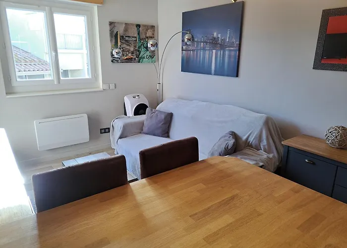 Capri Bali 56, Superb Renove, Vue Mer, Parking, Wifi شقة *