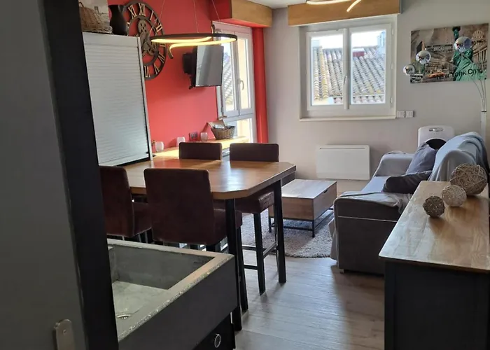 Capri Bali 56, Superb Renove, Vue Mer, Parking, Wifi آجد